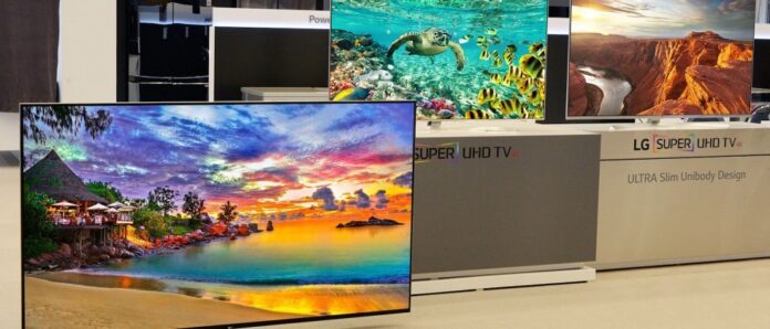 LG’S 98-INCH 8K TV